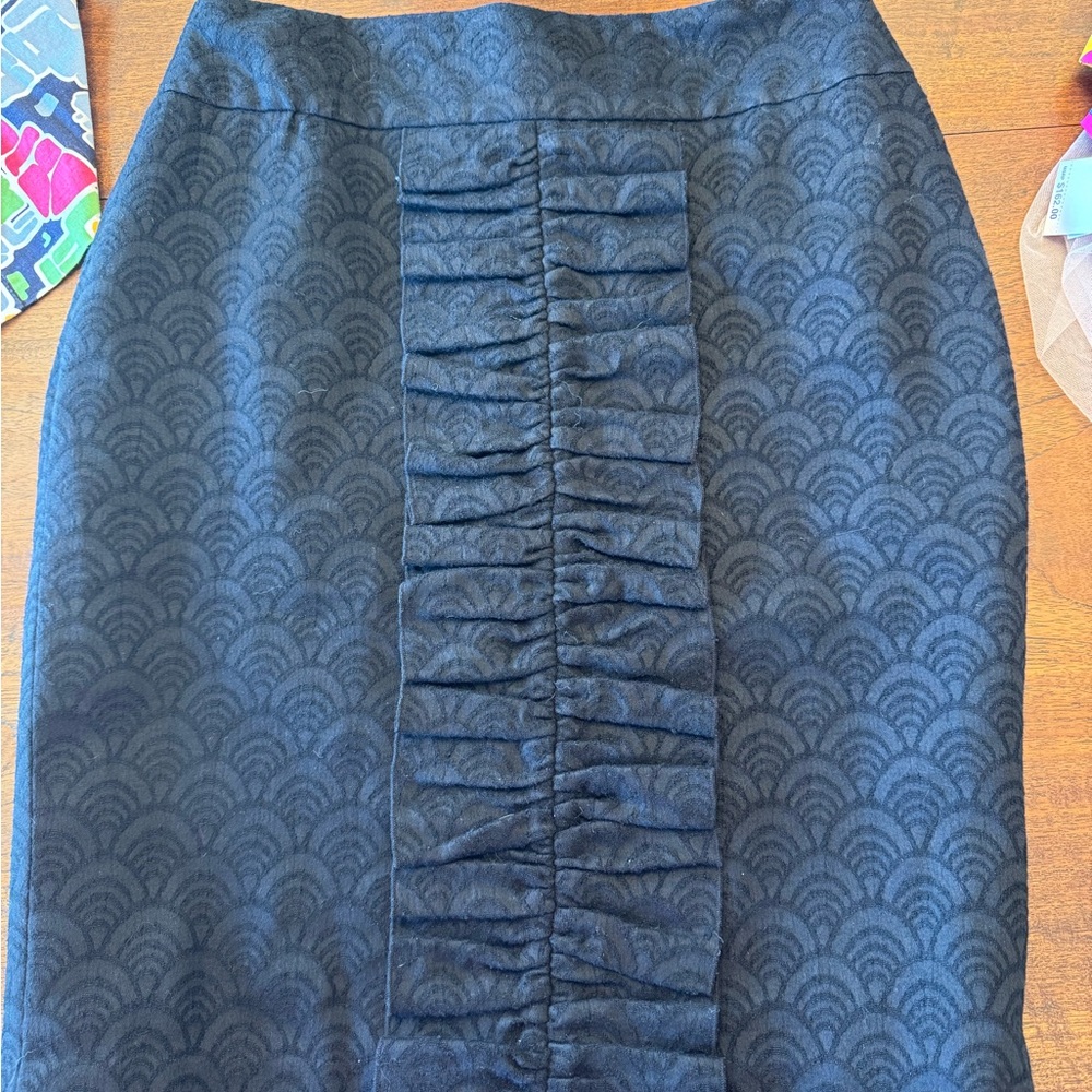 Leifsdottir  Elegant lined Black Patterned Skirt Sz 8